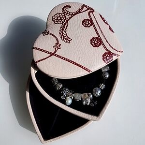 Pandora jewelry box. Genuine leather.